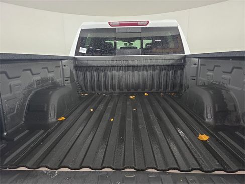 Used 2021 GMC Sierra 1500 Elevation w/ Preferred Package image 10