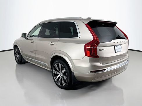 Used 2024 Volvo XC90 T8 Plus w/ Protection Package Premier AWD/4WD image 3