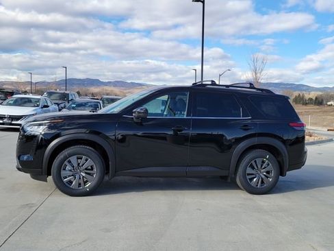 New 2026 Nissan Pathfinder SV image 2