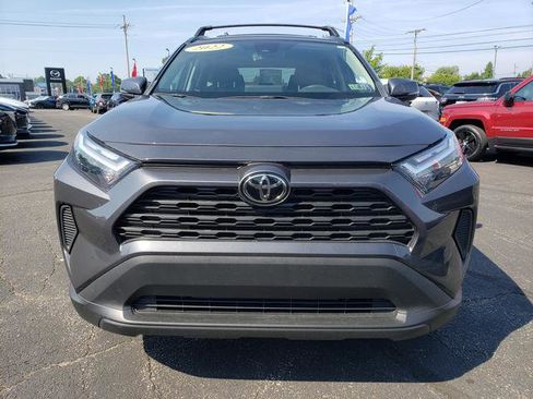 Used 2022 Toyota RAV4 XLE image 2