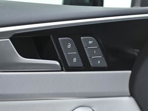 Used 2025 Audi A5 2.0T Premium Plus image 23