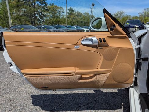 Used 2006 Porsche Cayman S RWD image 11