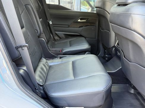 Used 2024 Lexus GX 550 w/ Cold Area Package AWD/4WD image 57