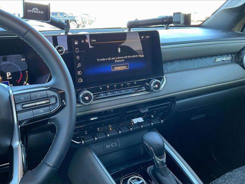 Used 2024 Chevrolet Colorado ZR2 w/ ZR2 Bison Edition image 9