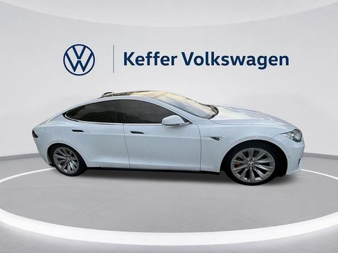 Used 2016 Tesla Model S Performance AWD/4WD image 3