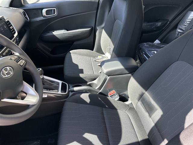 New 2026 Hyundai Venue SE FWD image 22