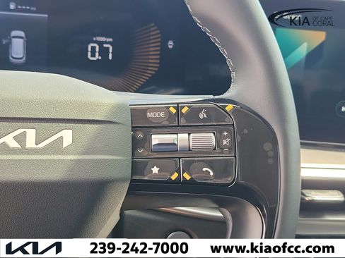New 2026 Kia Sorento LX FWD image 23