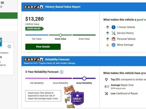 Used 2017 Toyota Camry SE w/ Moonroof Package image 3