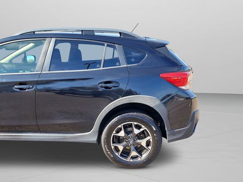 Used 2019 Subaru Crosstrek 2.0i w/ Eyesight System image 32