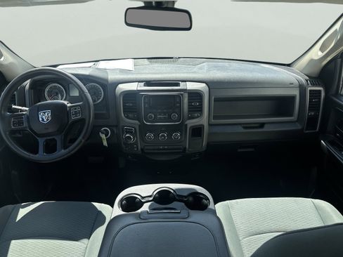 Used 2018 RAM 1500 Express image 10