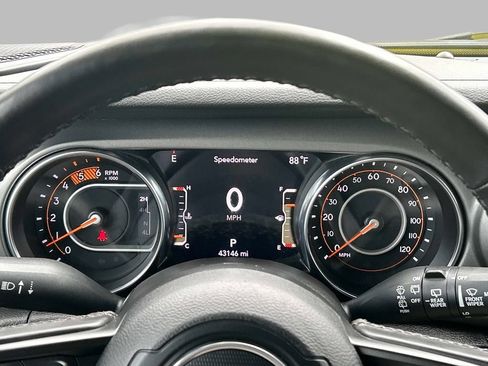Used 2023 Jeep Wrangler Unlimited Sport w/ Sun And Sound Package AWD/4WD image 24
