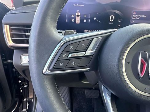 Certified 2025 Buick Envision Avenir image 29