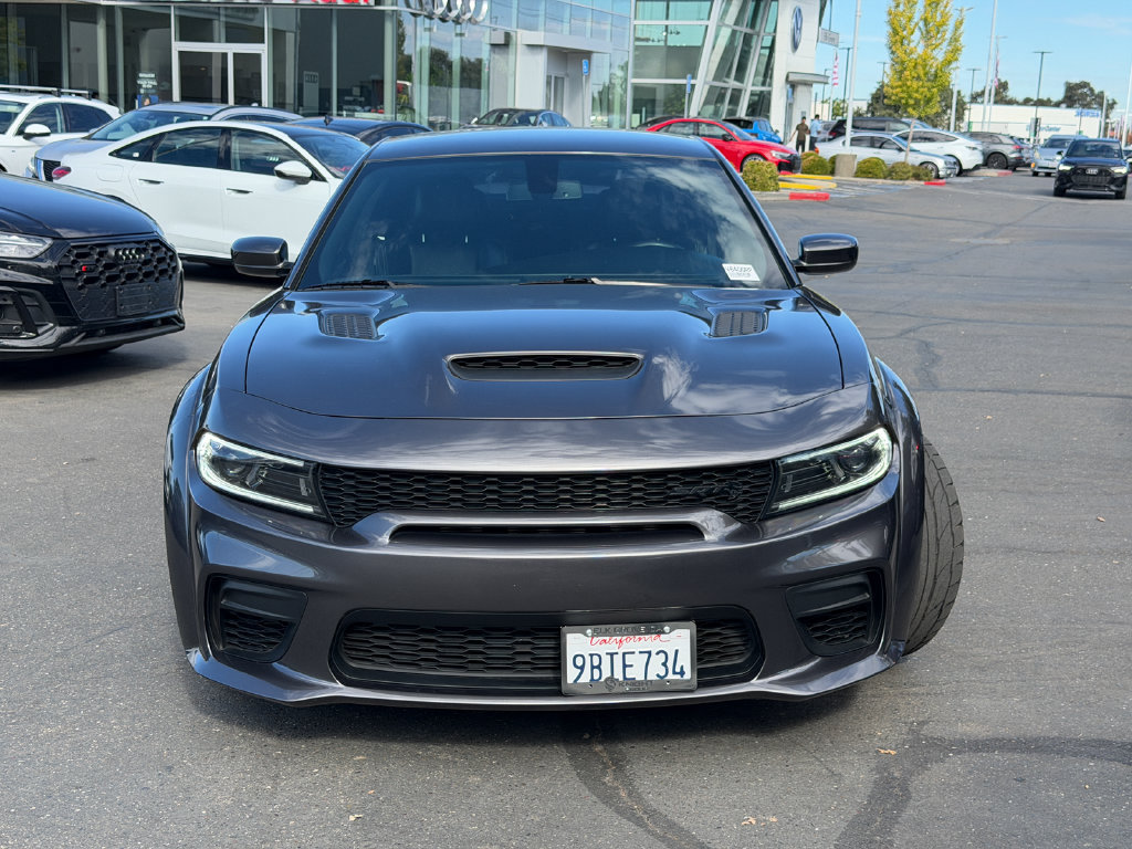 Used 2022 Dodge Charger SRT Hellcat w/ Navigation & Travel Group RWD image 3