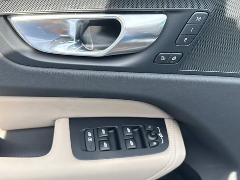 New 2026 Volvo XC60 B5 Plus w/ Climate Package AWD/4WD image 18