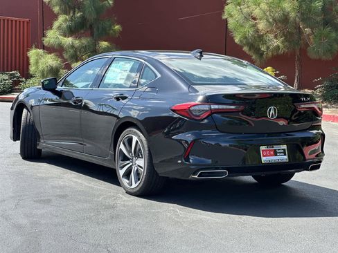 New 2025 Acura TLX w/ Technology Package image 4