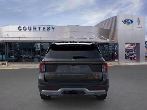 New 2026 Ford Explorer Tremor image 5
