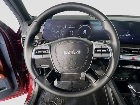 Used 2023 Kia Telluride SX image 5