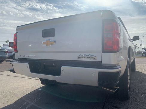 Used 2015 Chevrolet Silverado 1500 High Country w/ High Country Premium Package image 5