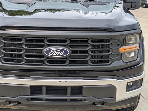 Used 2025 Ford F150 XL w/ Equipment Group 103A High AWD/4WD image 9