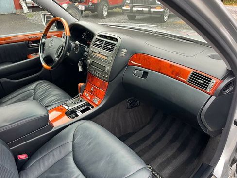 Used 2005 Lexus LS 430 image 51