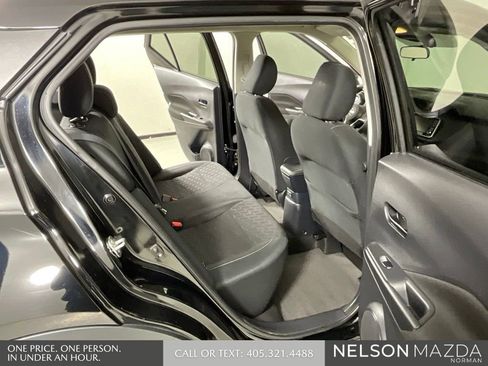 Used 2021 Nissan Kicks S image 16