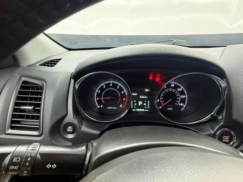 Used 2018 Mitsubishi Outlander Sport SE AWD/4WD image 24