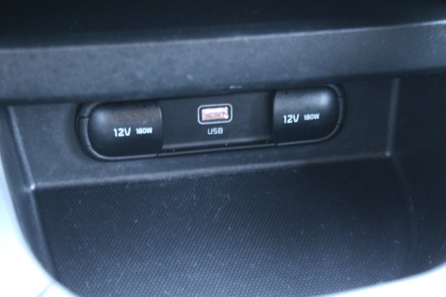Used 2024 Kia Seltos LX AWD/4WD image 9