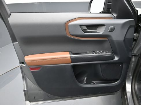 Used 2023 Ford Bronco Sport Outer Banks image 9