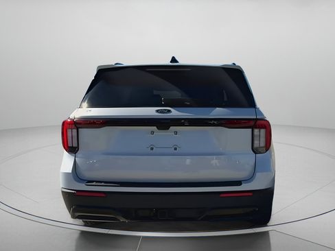 New 2026 Ford Explorer ST-Line w/ ST-Line Street Pack image 27