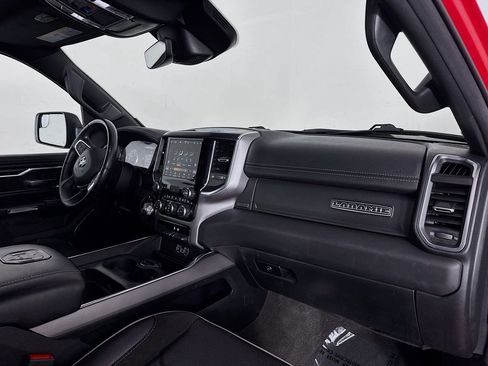 Used 2024 RAM 1500 Laramie image 30
