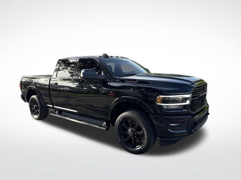 Used 2022 RAM 2500 Laramie AWD/4WD image 2