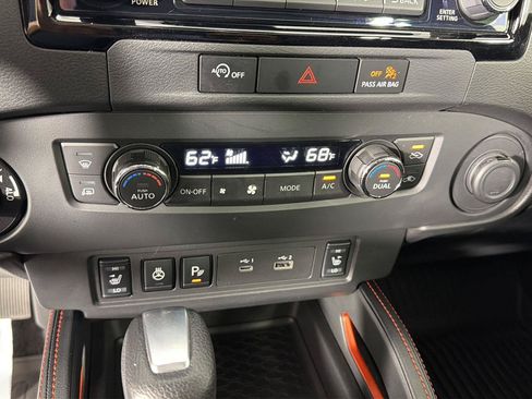 Used 2023 Nissan Frontier PRO-4X w/ Pro-4X Premium Package AWD/4WD image 38