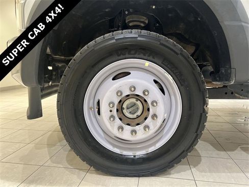 Certified 2022 Ford F450 XL w/ Power Equipment Group image 26