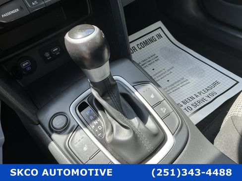 Used 2021 Hyundai Kona SEL image 24