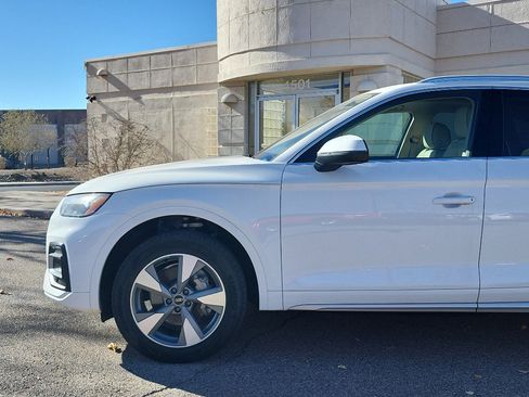 Used 2024 Audi Q5 2.0T Premium Plus w/ Premium Plus Package image 10