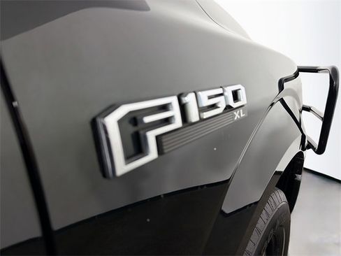 Used 2018 Ford F150 XL image 24