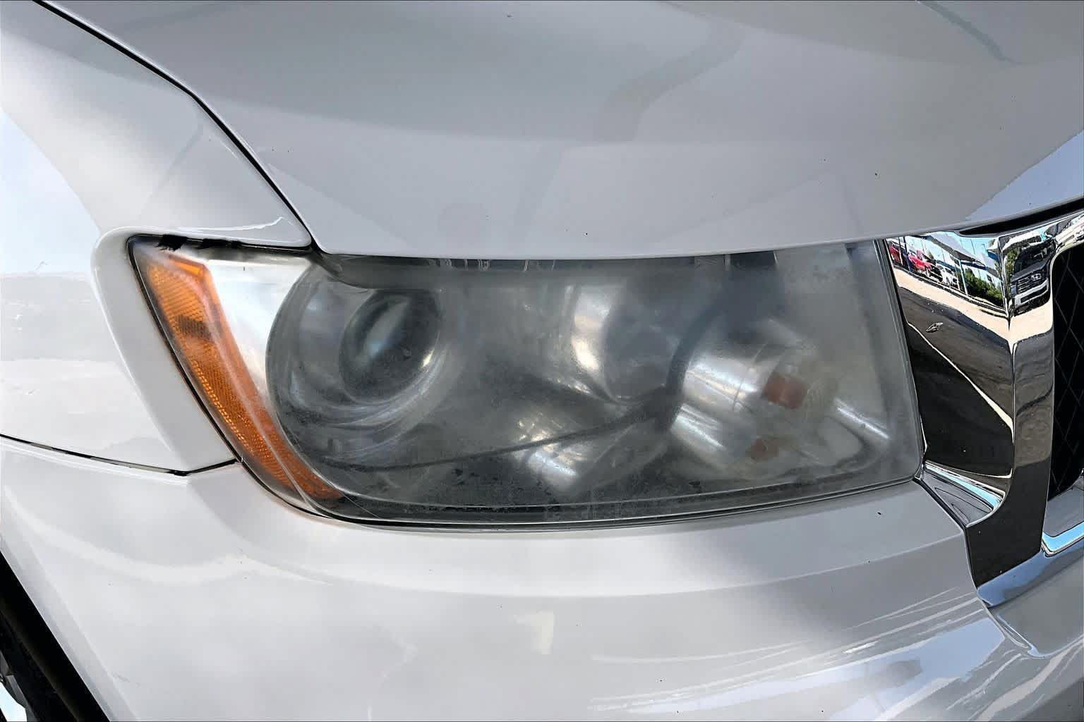 Used 2012 Jeep Grand Cherokee Overland AWD/4WD image 27