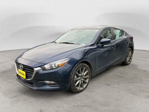 Used 2018 MAZDA MAZDA3 Touring image 1
