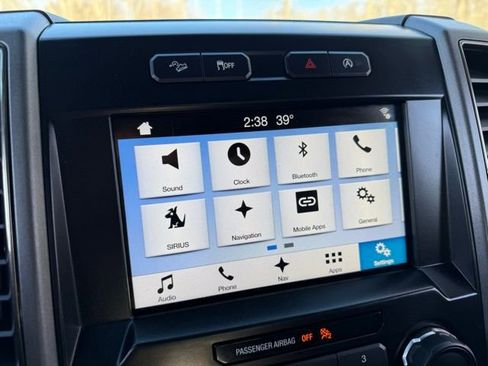 Certified 2018 Ford F150 Raptor w/ Equipment Group 801A Mid image 33