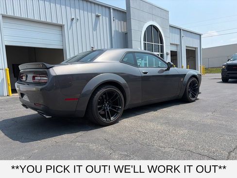 Used 2021 Dodge Challenger R/T Scat Pack RWD image 6
