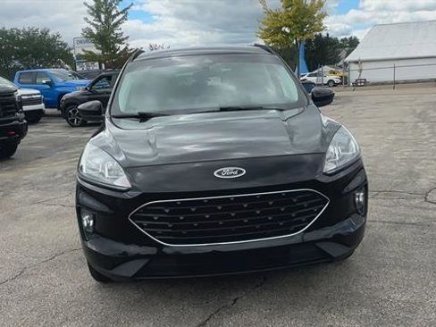Used 2021 Ford Escape SEL w/ Equipment Group 302A image 3