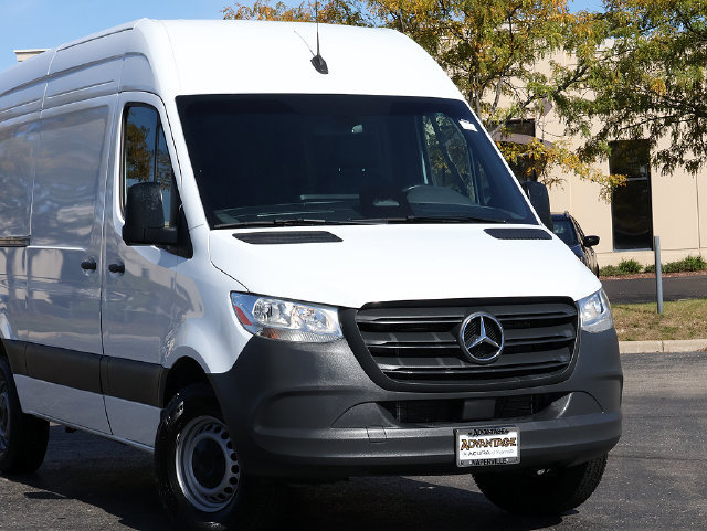 Used 2025 Mercedes-Benz Sprinter 2500 image 5