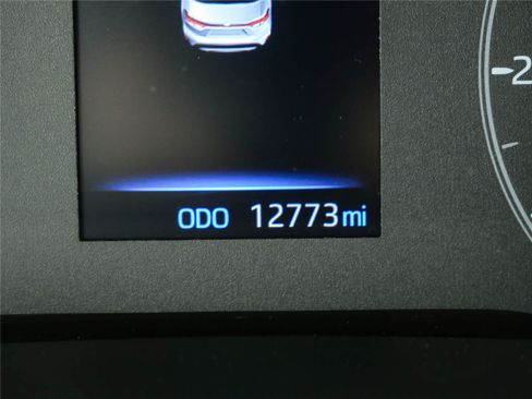 Used 2025 Toyota Corolla SE FWD image 9