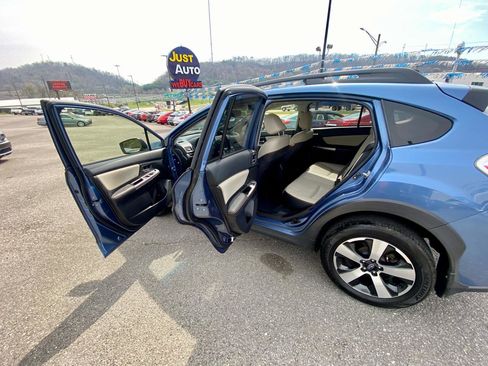 Used 2016 Subaru Crosstrek Touring w/ Popular Package #1 image 17