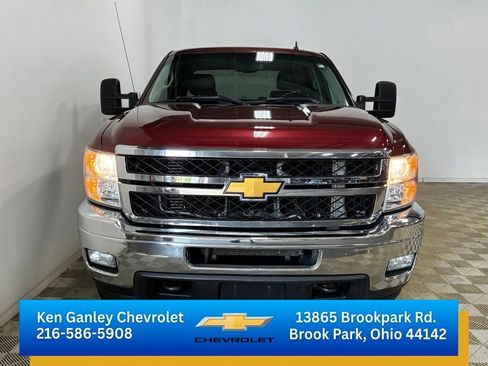 Used 2013 Chevrolet Silverado 3500 LTZ AWD/4WD image 2