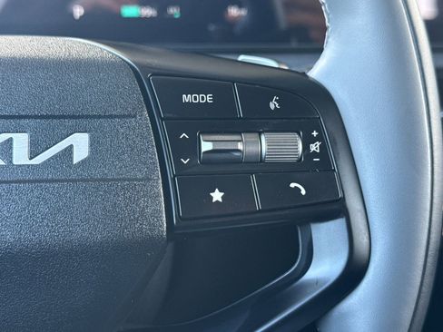 New 2025 Kia EV6 Light w/ Light LR Technology Package image 27