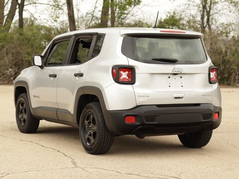 Used 2018 Jeep Renegade Sport w/ Power & Air Group AWD/4WD image 5