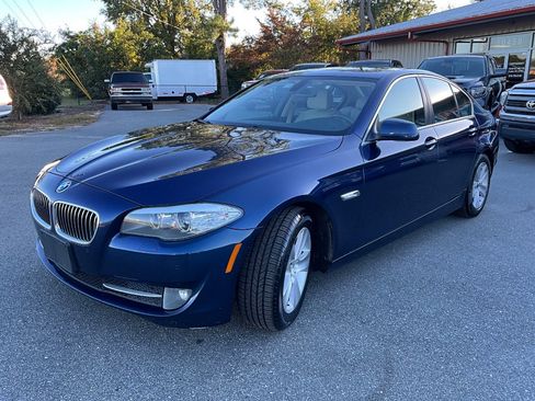 Used 2011 BMW 528i Sedan image 8
