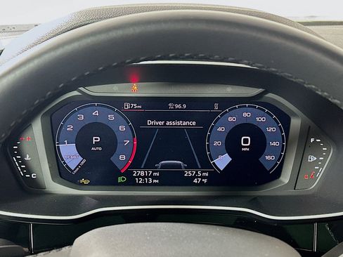 Certified 2025 Audi Q3 2.0T Premium image 12