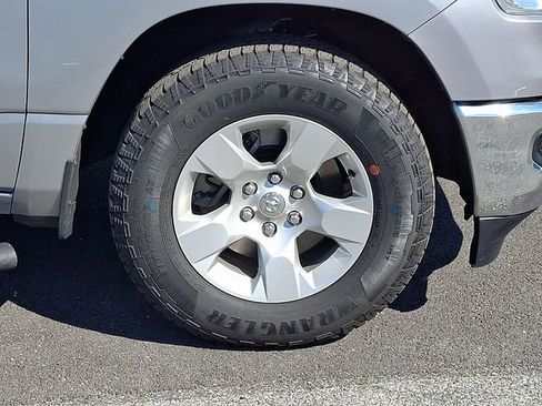 Used 2021 RAM 1500 Big Horn AWD/4WD image 8